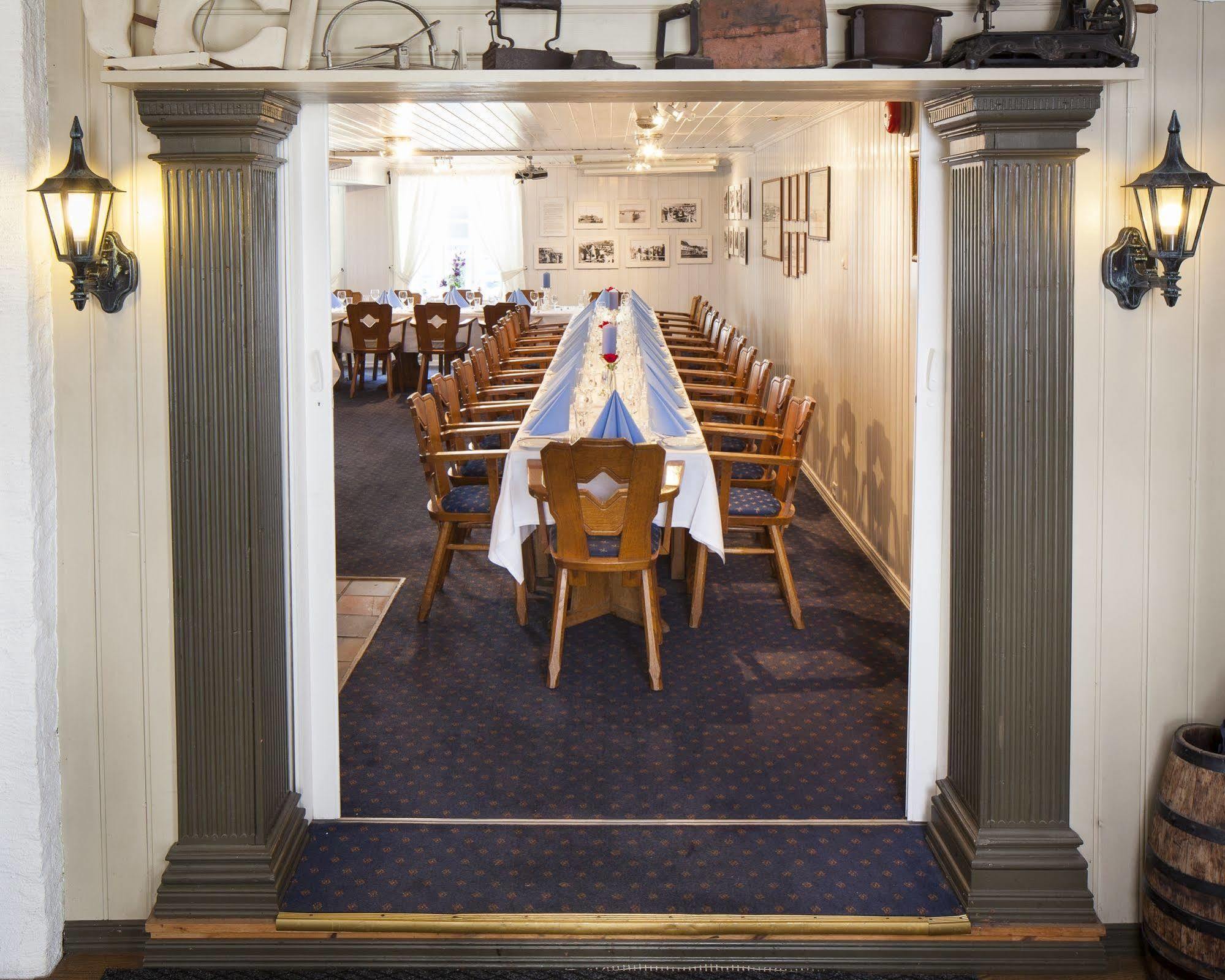 Kjobmandsgaarden Hotel Mandal Extérieur photo