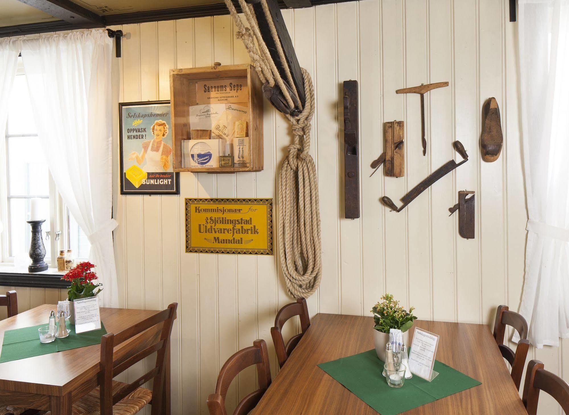 Kjobmandsgaarden Hotel Mandal Extérieur photo