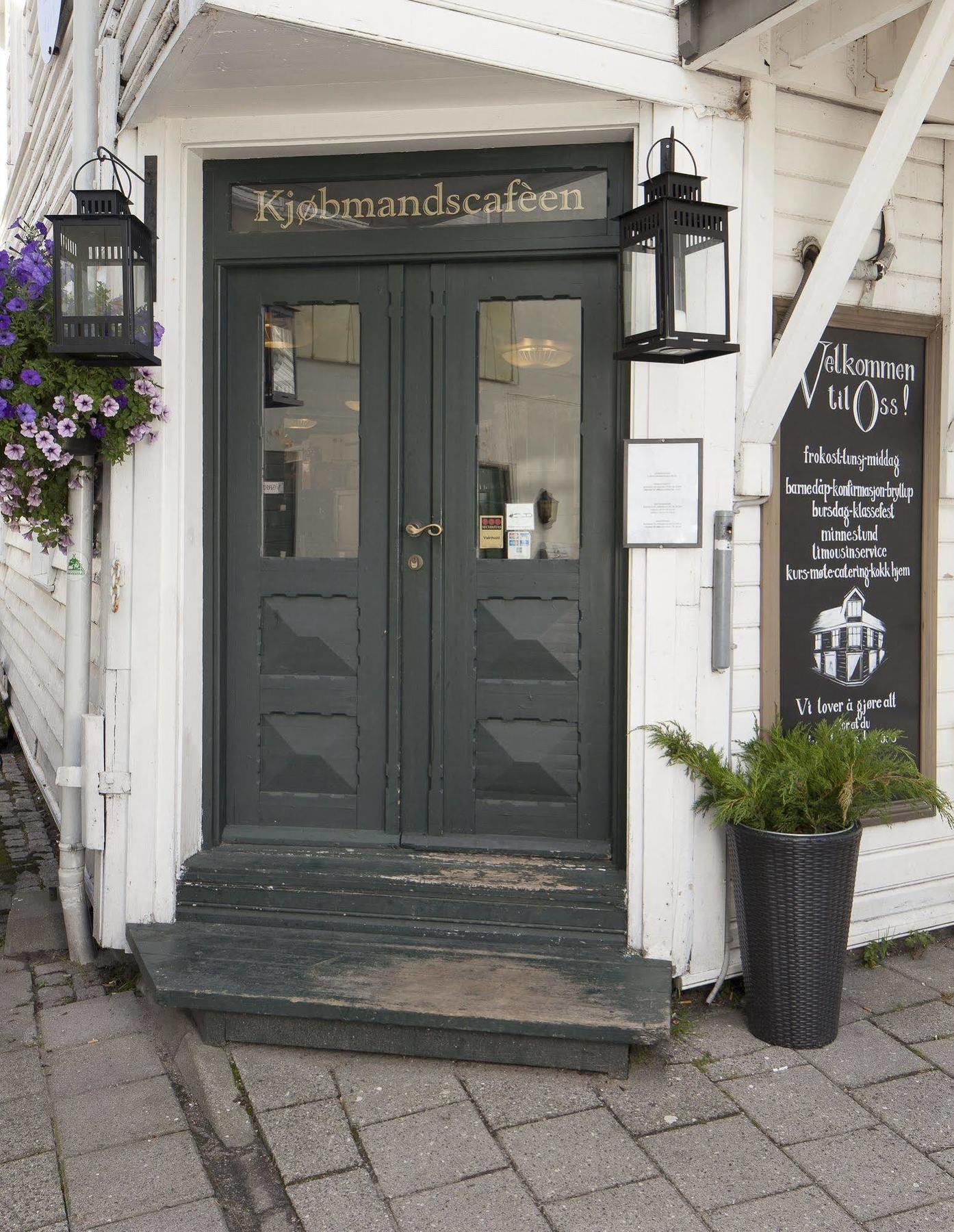 Kjobmandsgaarden Hotel Mandal Extérieur photo