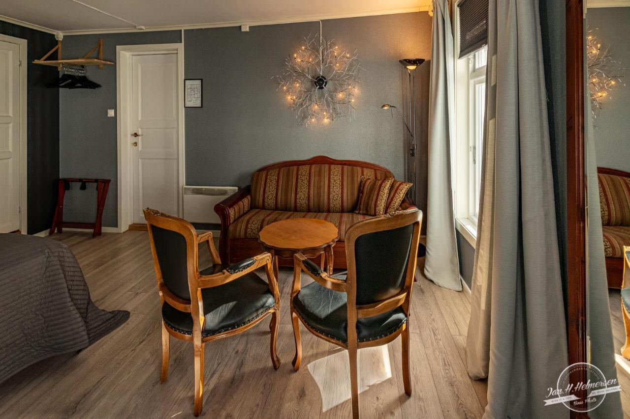 Kjobmandsgaarden Hotel Mandal Extérieur photo